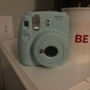 Instax Mini 9 Camera in Soft Blue